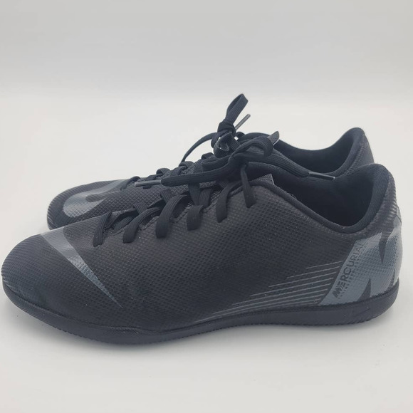 Nike Junior Mercurial Vapor 12 Club Size 6Y - Picture 2 of 7